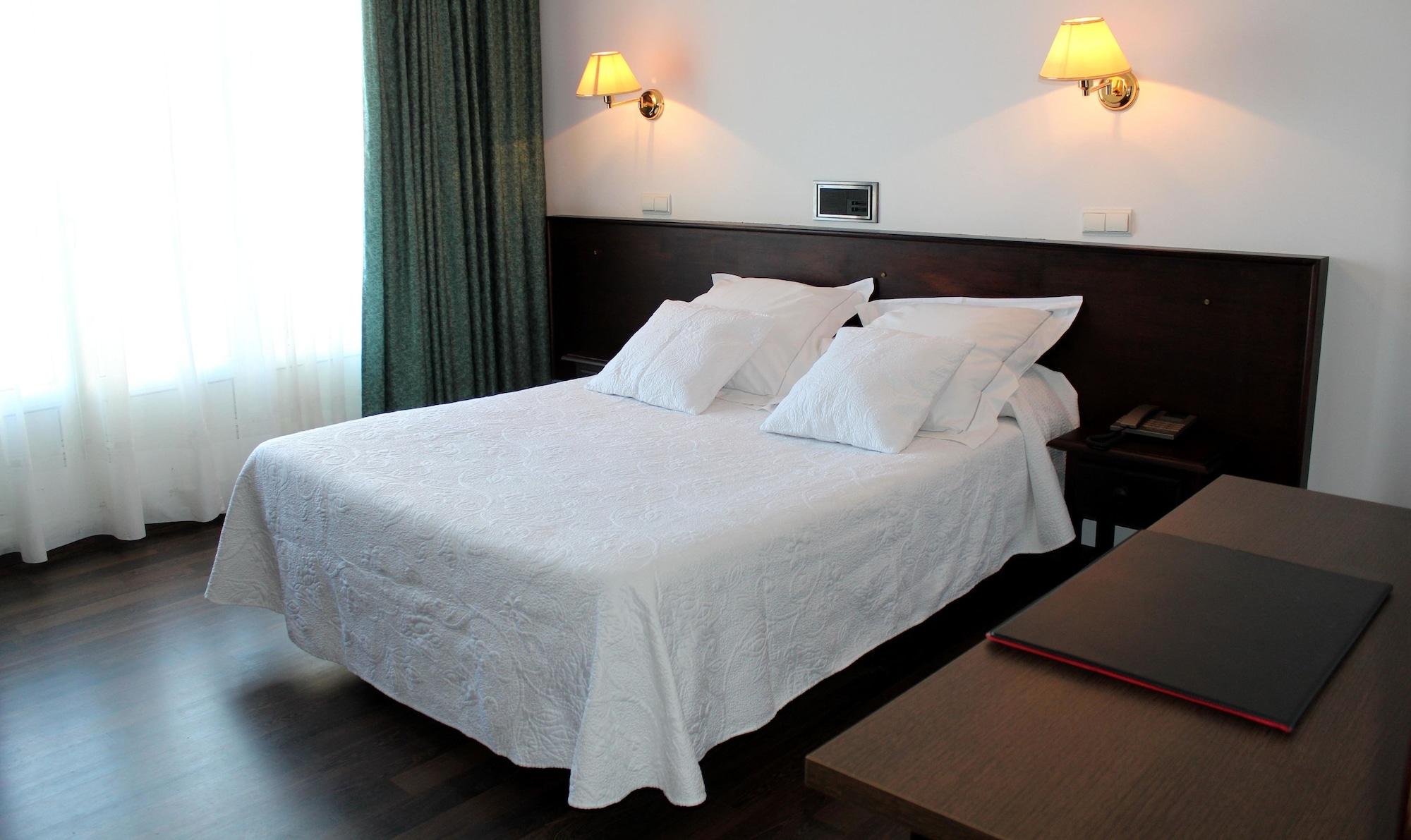 נויה Hotel Park מראה חיצוני תמונה