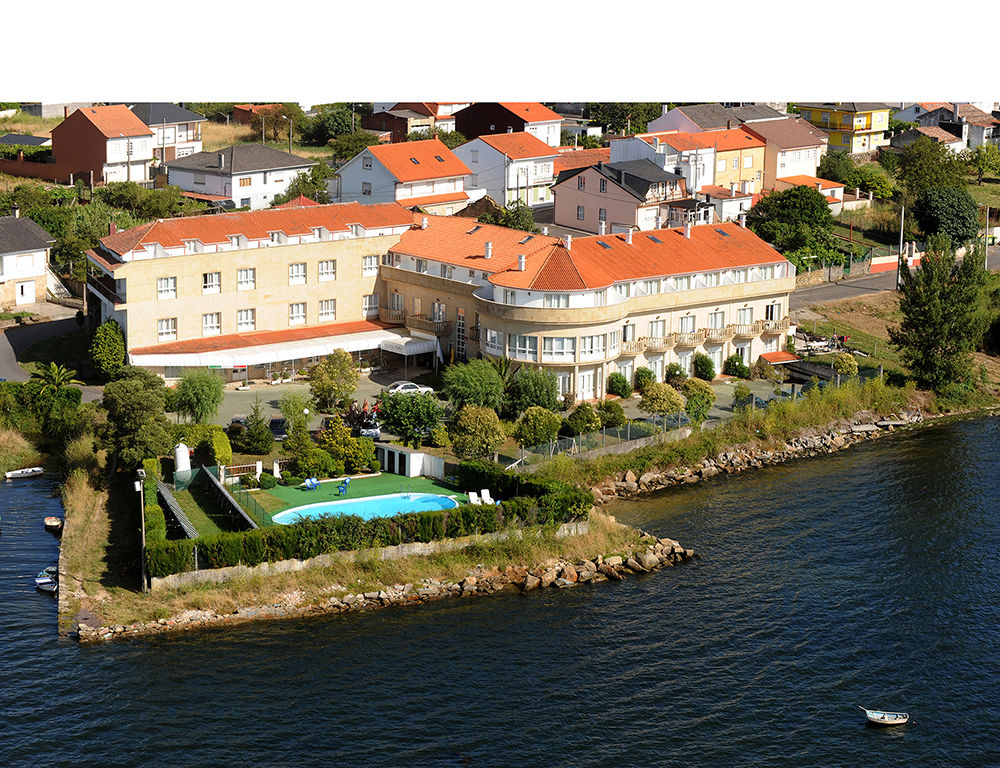 נויה Hotel Park מראה חיצוני תמונה