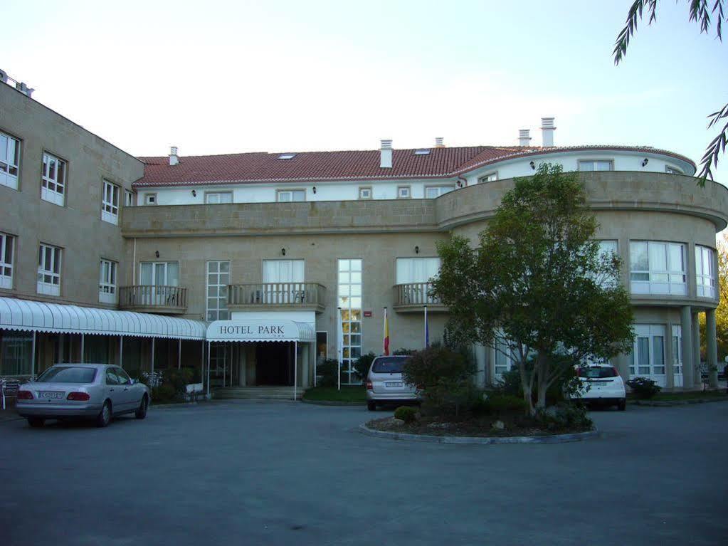 נויה Hotel Park מראה חיצוני תמונה