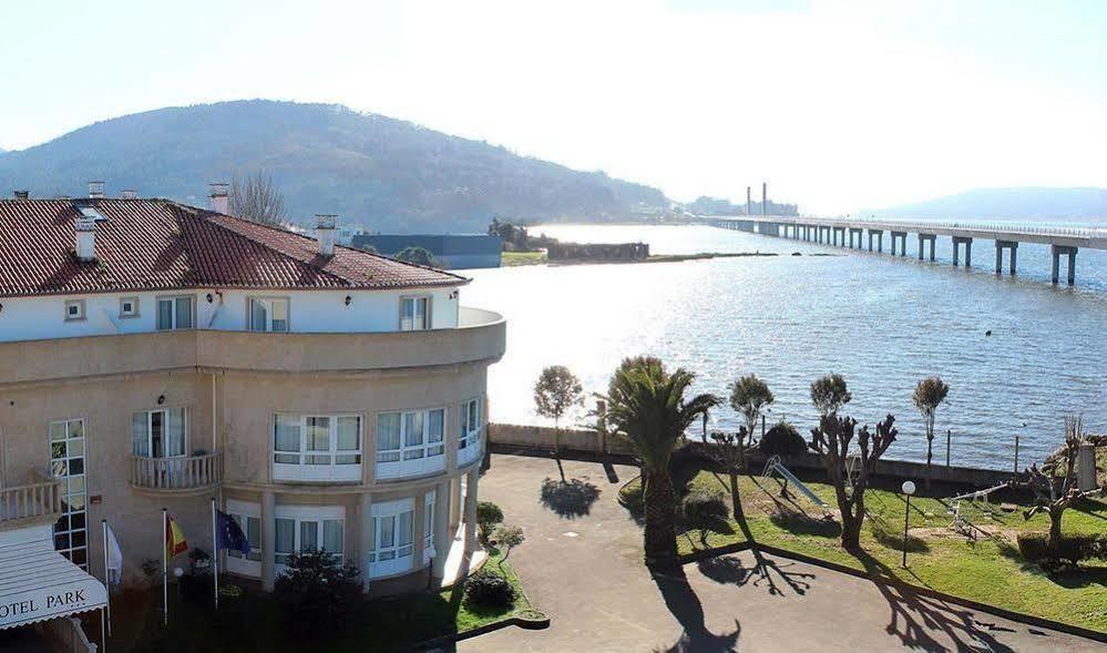 נויה Hotel Park מראה חיצוני תמונה