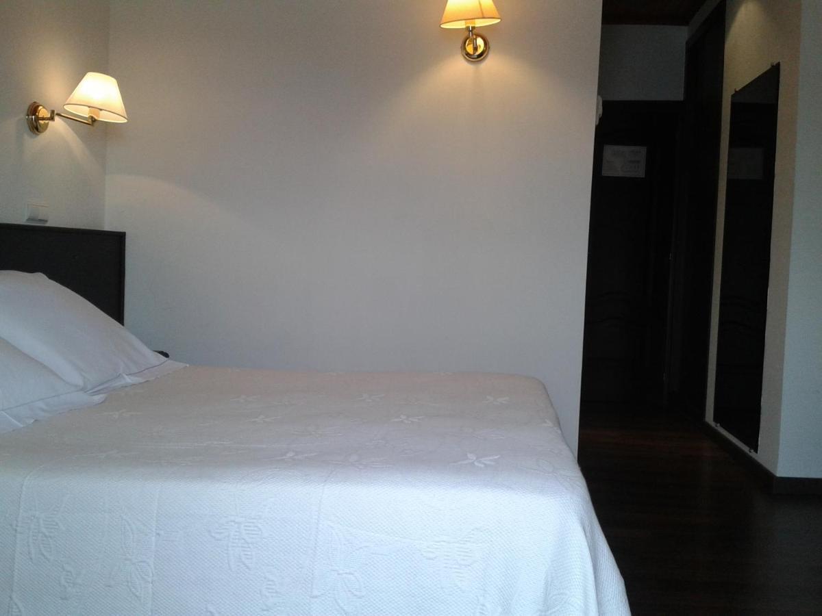 נויה Hotel Park מראה חיצוני תמונה